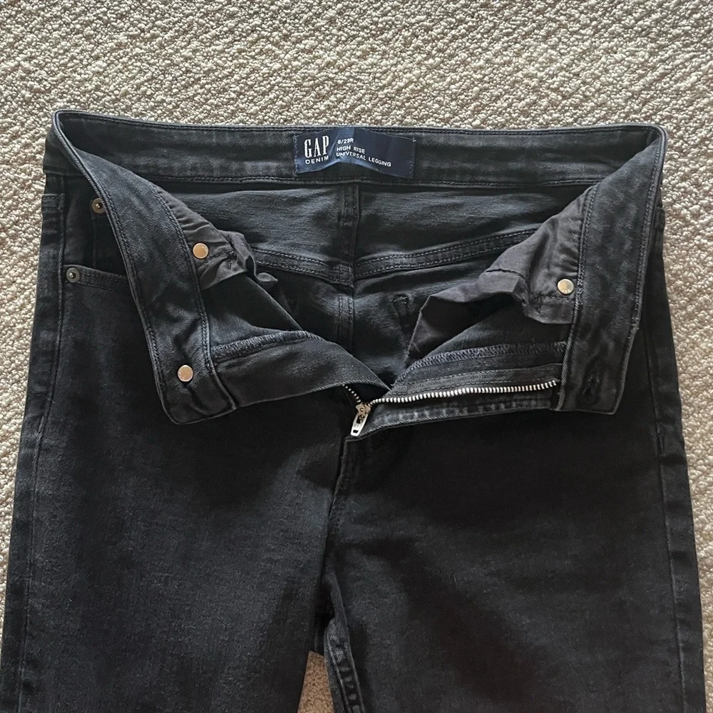 GAP Women's Black Skinny Jeans - Picture 3 of 6